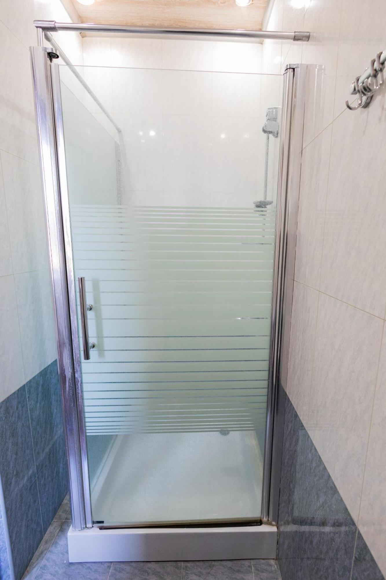 יירבאן Yan Hotel מראה חיצוני תמונה
