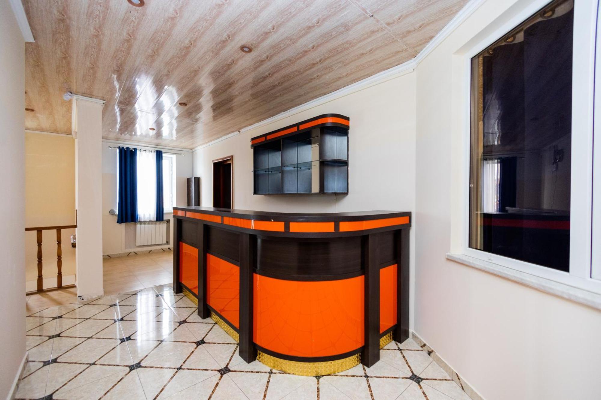 יירבאן Yan Hotel מראה חיצוני תמונה