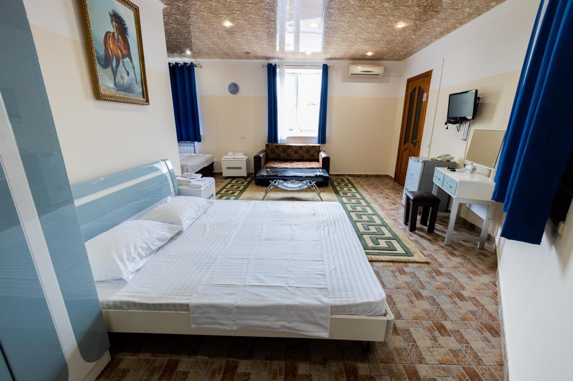 יירבאן Yan Hotel מראה חיצוני תמונה